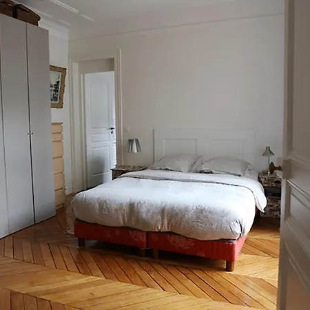 Trocadero 2br Family Apartment, St Didier * Parigi