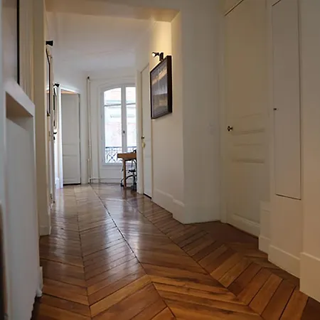 Trocadero 2br Family Apartment, St Didier * Parigi